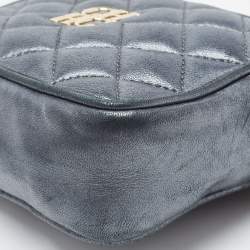 Pre Owned Carolina Herrera Metallic Quilted Leather Camera Chain Crossbody Bag
