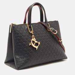 Pre Owned حقيبة يد توتس سي إتش كارولينا هيريرا دوتشيس جلد أسود منقوش