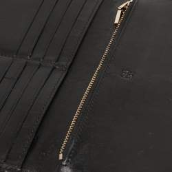 Pre Owned Carolina Herrera Black Chevron Quilted Leather Bifold Continental Wallet