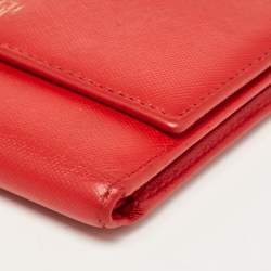 Pre Owned Carolina Herrera Red Leather Logo Trifold Wallet