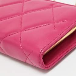 Carolina Herrera Pink Quilted Leather Frame Chain Clutch