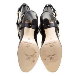 مملوكة مسبقًا Carolina Herrera Black Leather Calf Length Boots Size 39