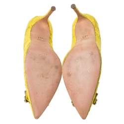 Pre Owned Carolina Herrera Yellow Lace And Satin Crystal Embellished Pointed Toe Pumps Size 40