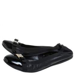 Carolina Herrera Black Patent Leather Bow Scrunch Ballet Flats Size 41