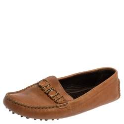 Pre Owned Carolina Herrera Tan Leather Logo CHHC Loafers Size 38