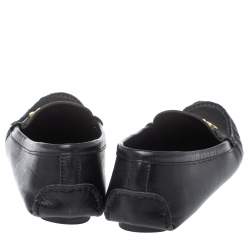 Pre Owned Carolina Herrera Black Leather Logo Detail Slip On Loafers Size 37