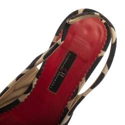  Carolina Herrera Black /White Canvas And Leather Pointed Toe Slingback Pumps Size 39