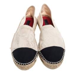 Pre Owned Carolina Herrera Off White/Black Canvas Cap Toe Flat Espadrilles Size 37