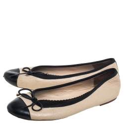 Pre Owned CH Carolina Herrera Beige/Black Leather Bow Flats Size 38