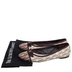 Pre Owned Carolina Herrera Brown/Beige Monogram Canvas Cap Toe Bow Ballet Flats Size 39
