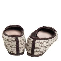 Pre Owned Carolina Herrera Brown/Beige Monogram Canvas Cap Toe Bow Ballet Flats Size 39