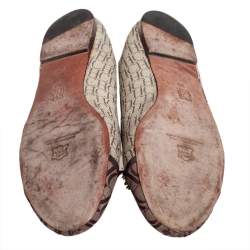 Pre Owned Carolina Herrera Brown/Beige Monogram Canvas Cap Toe Bow Ballet Flats Size 39