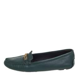 Pre Owned Carolina Herrera Green Leather Logo Detail Slip On Loafers Size 41