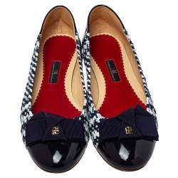 Pre Owned Carolina Herrera Blue/White Tweed And Patent Leather Ballet Flats Size 40