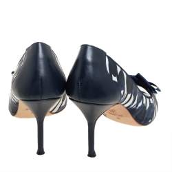 Pre Owned Carolina Herrera Blue/White Satin And Leather Bow Peep Toe Pumps Size 38