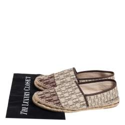 Pre Owned Carolina Herrera Beige/ Brown  Canvas Espadrille Flats Size 41