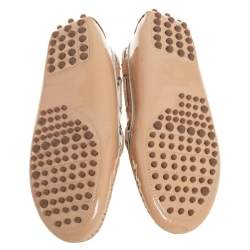 Pre Owned CH Carolina Herrera Beige Patent Leather Bow Slip On Loafers Size 38