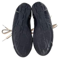 Pre Owned CH Carolina Herrera Blue Monogram Embossed Leather Low Top Sneakers Size 37