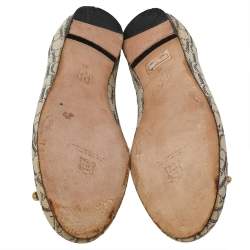 Pre Owned Carolina Herrera Beige/Brown Canvas And Leather Bow Ballet Flats Size 39