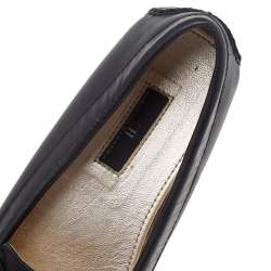 CH Carolina Herrera Black Leather Logo Charm Detail Slip On Loafers Size 39