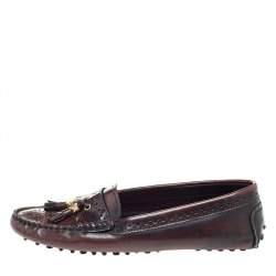 Pre Owned Carolina Herrera Two Tone Brogue Leather Logo Charm Slip On Loafers Size 39