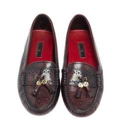 Pre Owned Carolina Herrera Two Tone Brogue Leather Logo Charm Slip On Loafers Size 39
