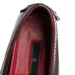 Pre Owned Carolina Herrera Two Tone Brogue Leather Logo Charm Slip On Loafers Size 39