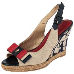 Pre Owned Carolina Herrera Beige Canvas Wedge Platform Espadrille Slingback Sandals Size 37