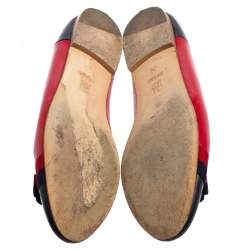 Pre Owned حذاء باليرينا فلات كارولينا هيريرا جلد أزرق/أحمر بفيونكة مقاس 39