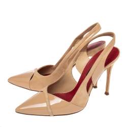 Pre Owned صندل سي إتش كارولينا هيريرا جلد لامع وسويدي بيج بحزام للكاحل مقاس 40