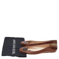 Pre Owned CH Carolina Herrera Brown Leather Logo Ballet Flats Size 39