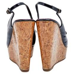 مملوكة مسبقًا CH Carolina Herrera Black Patent Leather Cork Wedge Platform Slingback Sandals Size 38