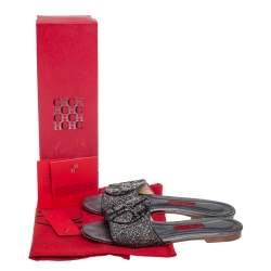 Pre Owned صندل سلايد فلات سي إتش كارولينا هيريرا جلد مزخرف كريستال أسود/رصاصي �مقاس 38