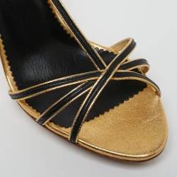 مملوكة مسبقًا صندل سي إتش كارولينا هيريرا سير حرف تي ذهبي/أسود مقاس 38