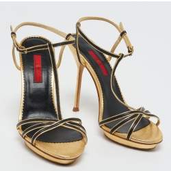 مملوكة مسبقًا صندل سي إتش كارولينا هيريرا سير حرف تي ذهبي/أسود مقاس 38