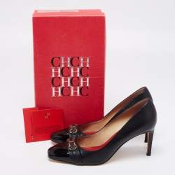 Pre Owned CH Carolina Herrera Black Leather and Patent CH Pumps Size 40
