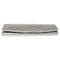 Pre Owned Carolina Herrera Metallic Silver Quilted Leather Chain Clutch