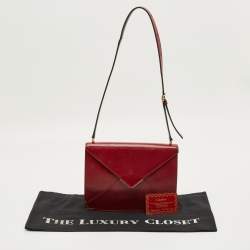 مملوكة مسبقًا حقيبة كتف كارتتييه ظرف جلد أحمر