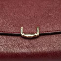 مملوكة مسبقًا Cartier C De Cartier Burgundy Leather Zip Around Wallet