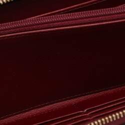 مملوكة مسبقًا Cartier C De Cartier Burgundy Leather Zip Around Wallet