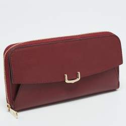 مملوكة مسبقًا Cartier C De Cartier Burgundy Leather Zip Around Wallet