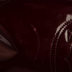 مملوكة مسبقًا حقيبة كارتييه ماركلو دو كارتييه متوسطة جلد لامعة عنابية