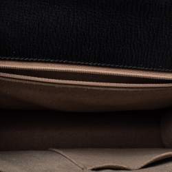 مملوكة مسبقًا Cartier Red Leather Envelope Shoulder Bag