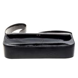 مملوكة مسبقًا Cartier Black Embossed Patent Leather Flap Baguette Shoulder Bag