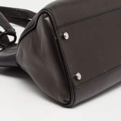 مملوكة مسبقًا حقيبة ك ارتييه مارشيلو دي كارتييه جلد وكارونج سوداء / غرافيت ميتاليك متوسطة