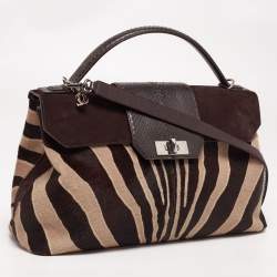 Pre Owned حقيبة بيد علوية كارتييه جلد ثعبان وسويدي، شعر عجل بني داكن/كريمي بخط مؤنث