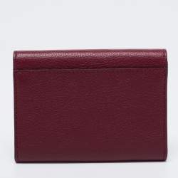 مملوكة مسبقًا Cartier Maroon Leather C De Cartier Compact Wallet