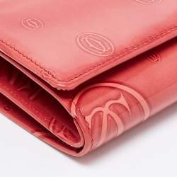 مملوكة مسبقًا محفظة مضغوطة كارتييه هابي بيرث داي جلد أحمر لامع