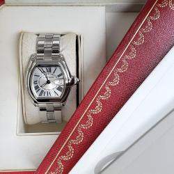 Pre Owned Cartier Roadster W62016V3 Quartz Silver Stainless Steel Women's Wristwatch 30 mm