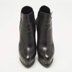 Pre Owned حذاء بوت كاحل كاسادى نعل سميك منقوش سلسلة جلد أسود مقاس 37